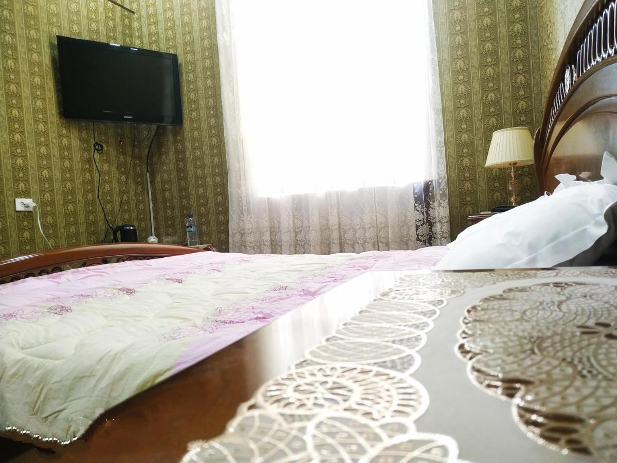 Happy House Hotel Salor Exterior foto